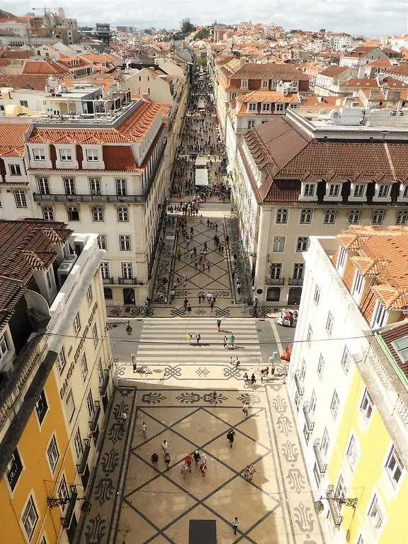Lov'Alfama, At Home In Lisboa